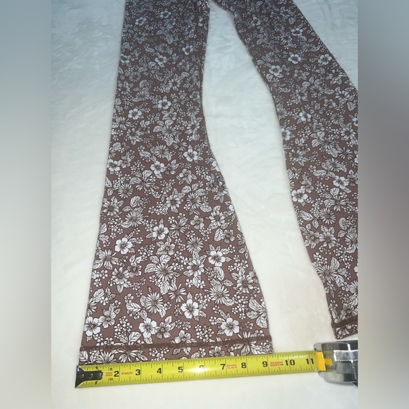 Ultra Flirt Brown & White Floral Flare Pants Size Small NWT - Picture 8 of 8